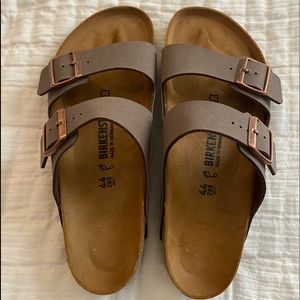 Birkenstock’s Men’s Size 11 Birkibuc
